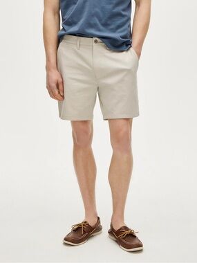 EUC J.Crew Men's 7" Chino Shorts Stone Size 32
